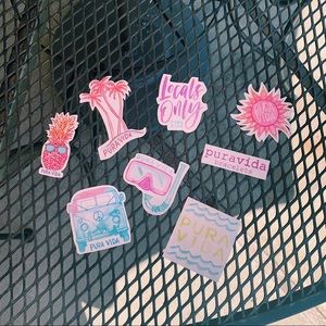 8 Pura Vida Stickers